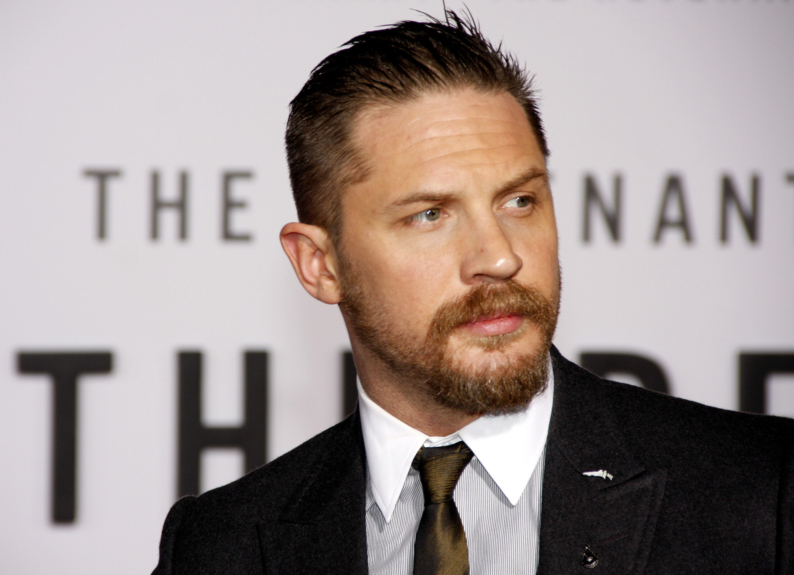 Is Tom Hardy gay? We look into this sexuality in this post.