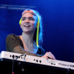 Is Grimes a lesbian? Some say she swings both ways.