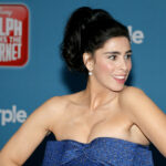 Is Sarah Silverman a lesbian? Is she bisexual?